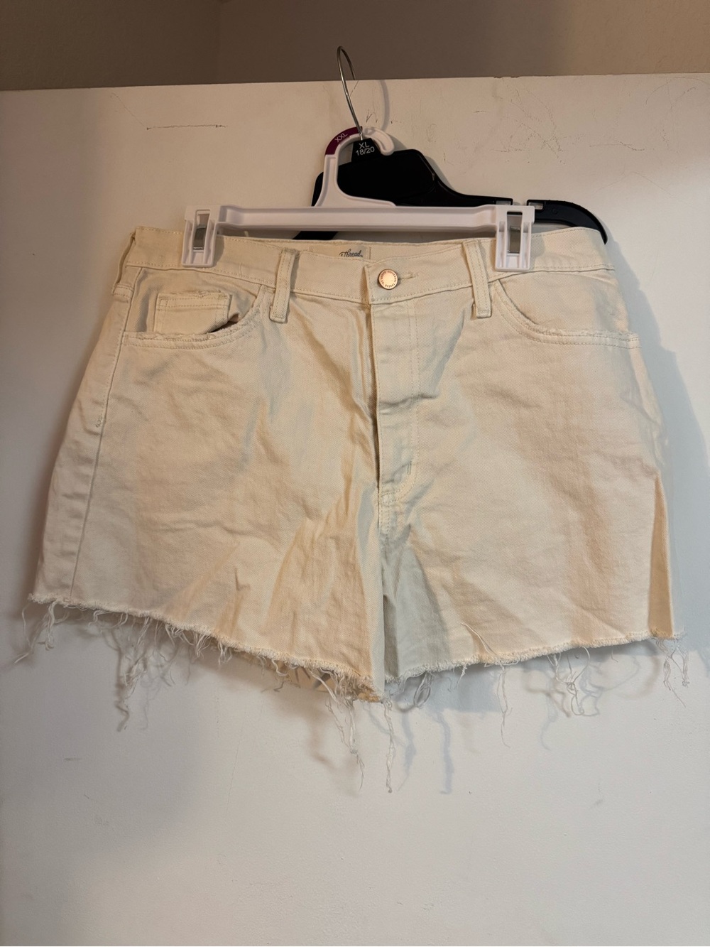 Universal Thread Cream Raw-Hem Denim Shorts